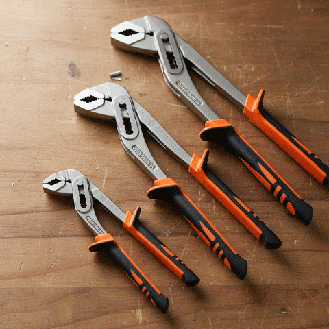 Pince multiprise orange et noir de différente taille