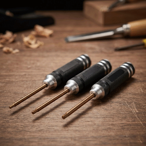 Tournevis sous plusieurs ongles et fonctions