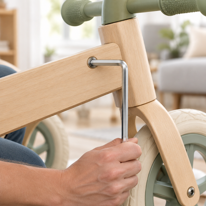 Clé Allen utilisée pour assembler une draisienne, 
