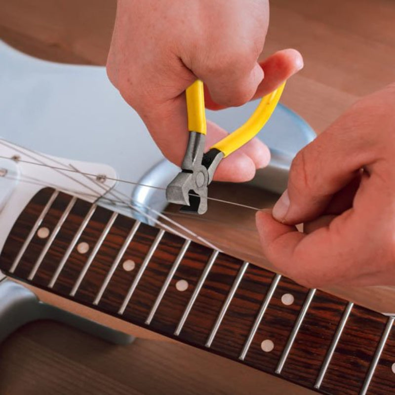 Pince coupante coupant des fils de guitard